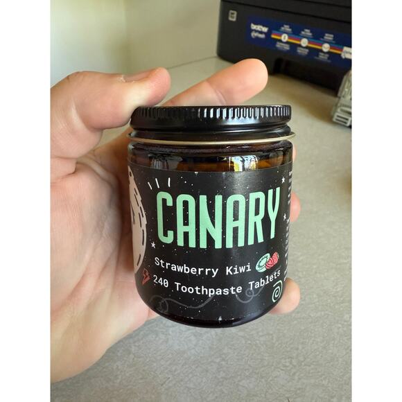 Canary Strawberry Kiwi 240 Toothpaste Tablets - NEW Unopened - Picture 1 of 3